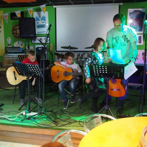 As Guitare soirée concert guitare du 28 mai 2013