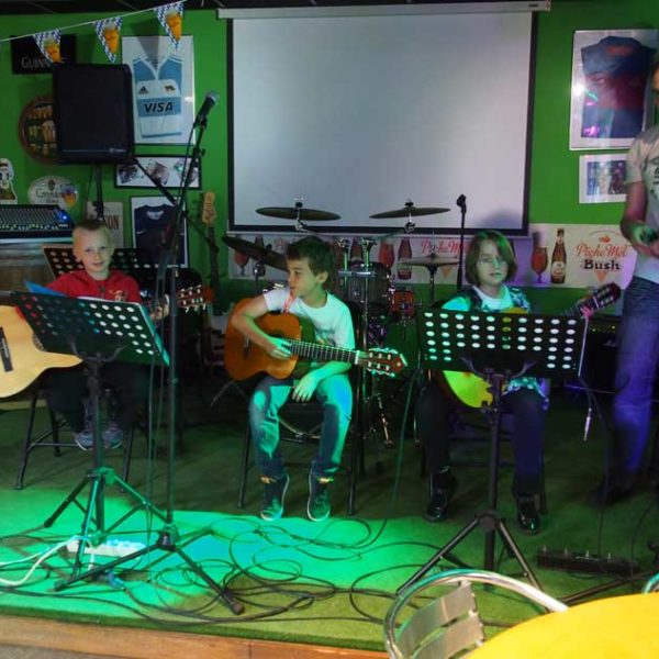 As Guitare soirée concert guitare du 28 mai 2013