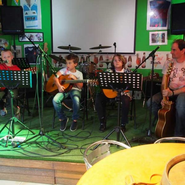 As Guitare soirée concert guitare du 28 mai 2013