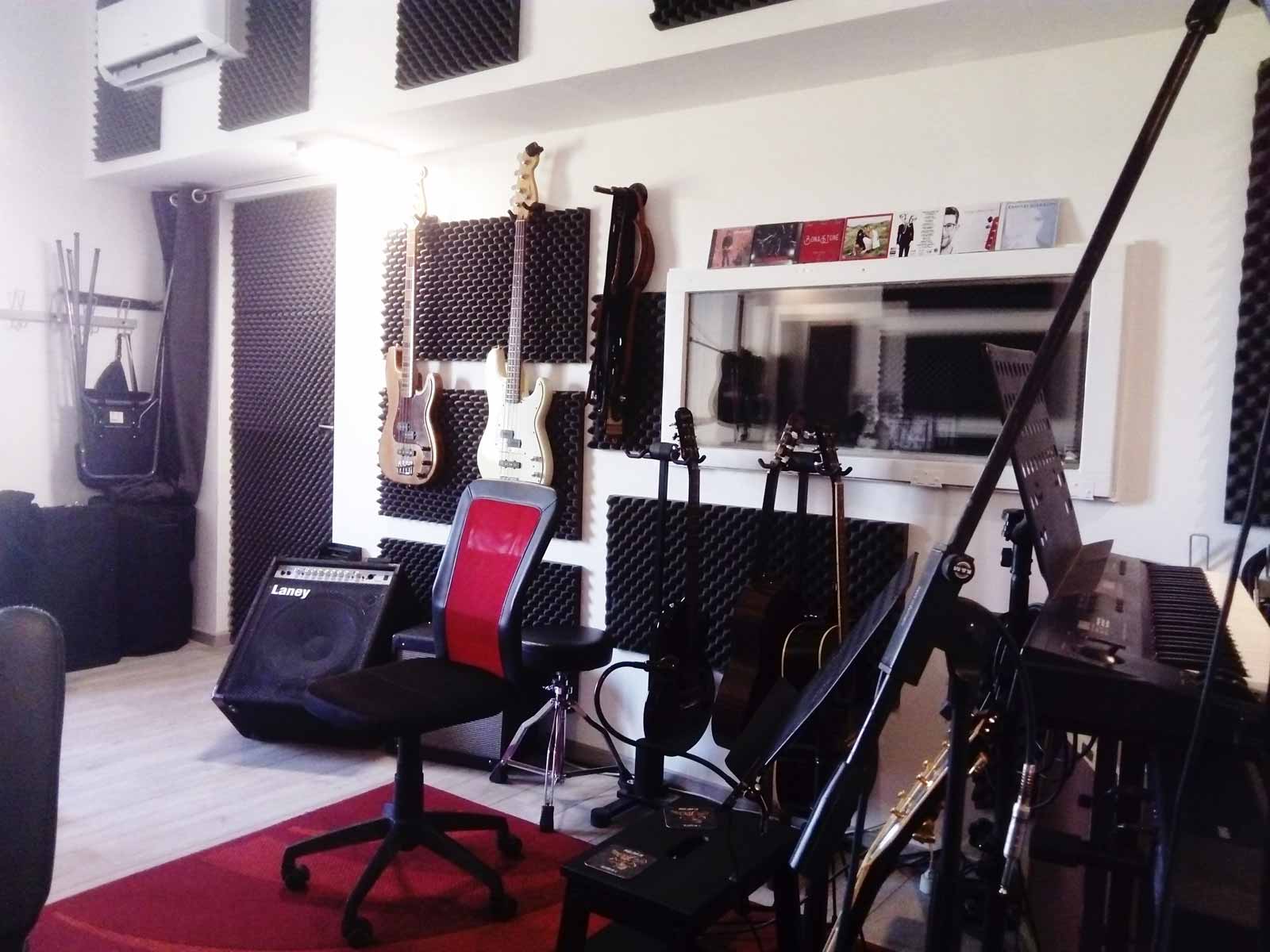 AsGuitare.com studio cours de guitare à chateaurenard avec Sylvain Gabriel